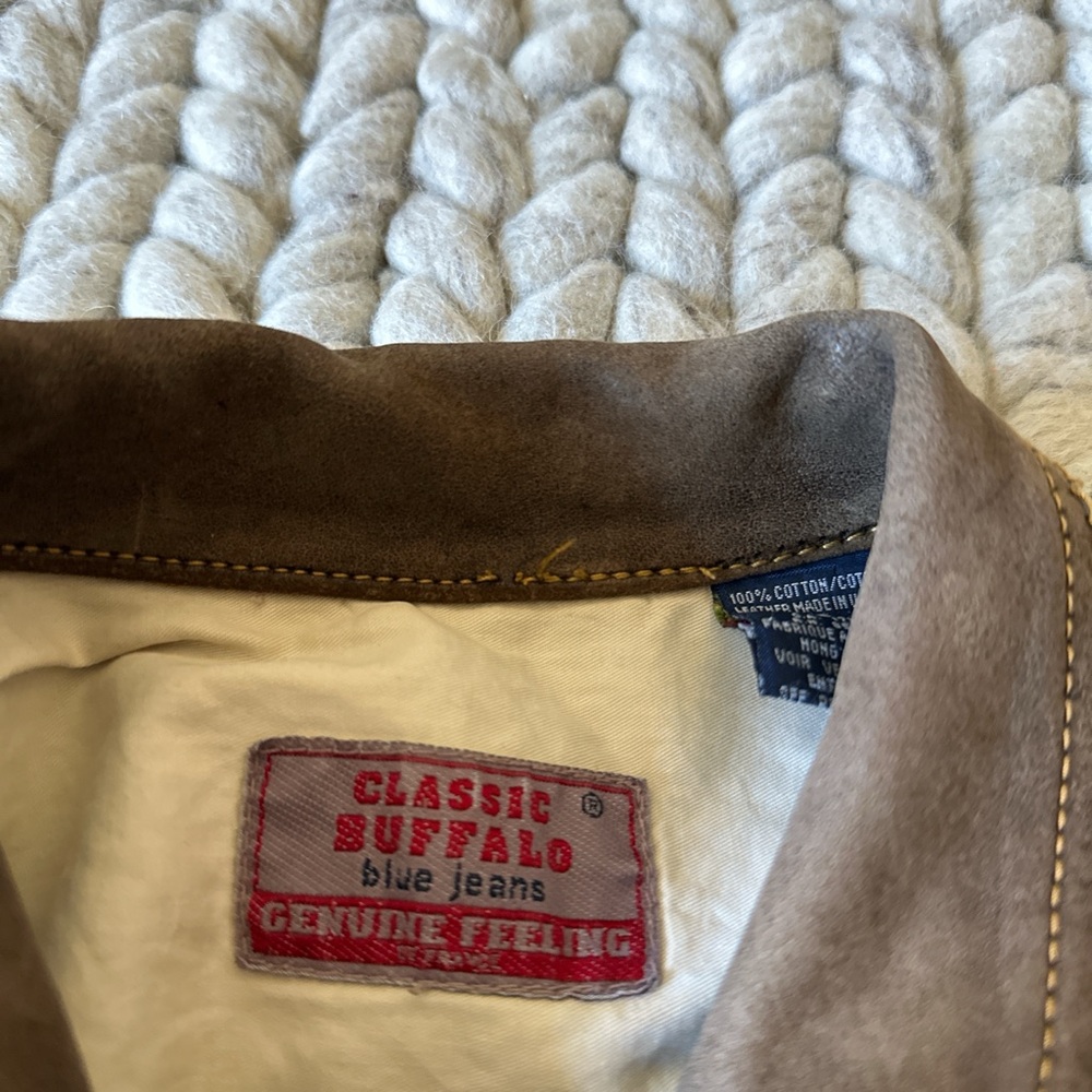Light Wash Denim Jacket - Picture 3 of 8